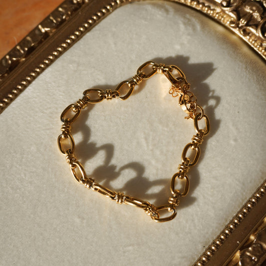 Knot Bracelet
