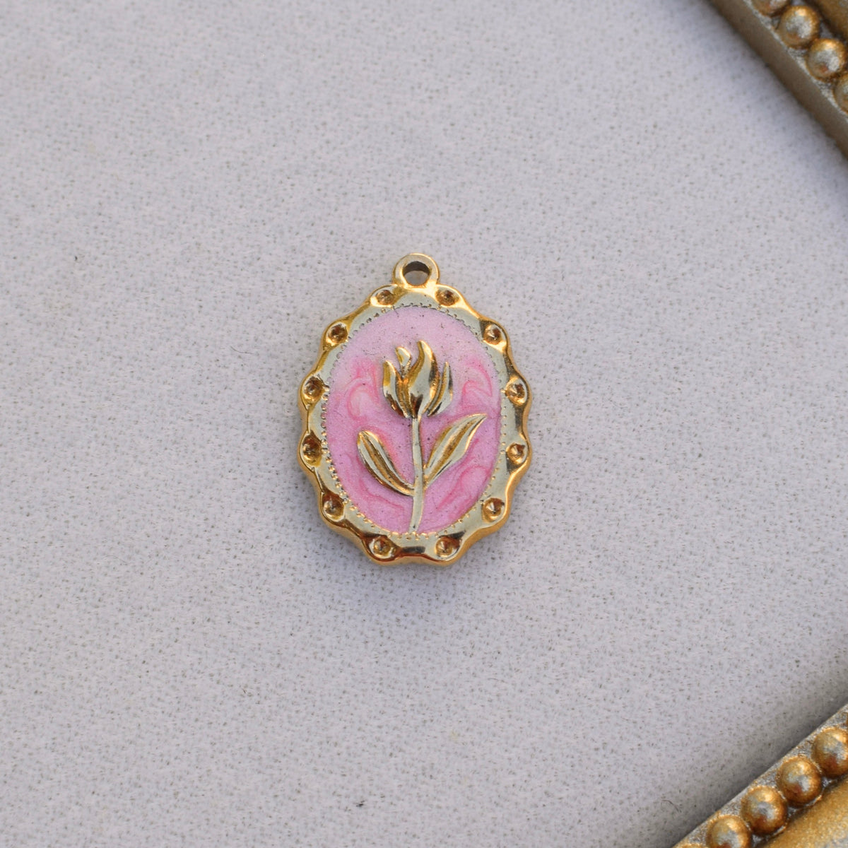 Foliage Charms